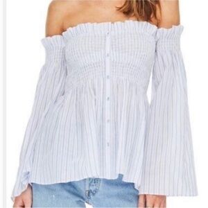 ASTR Shelby Smocked Off Shoulder Top.
Size M